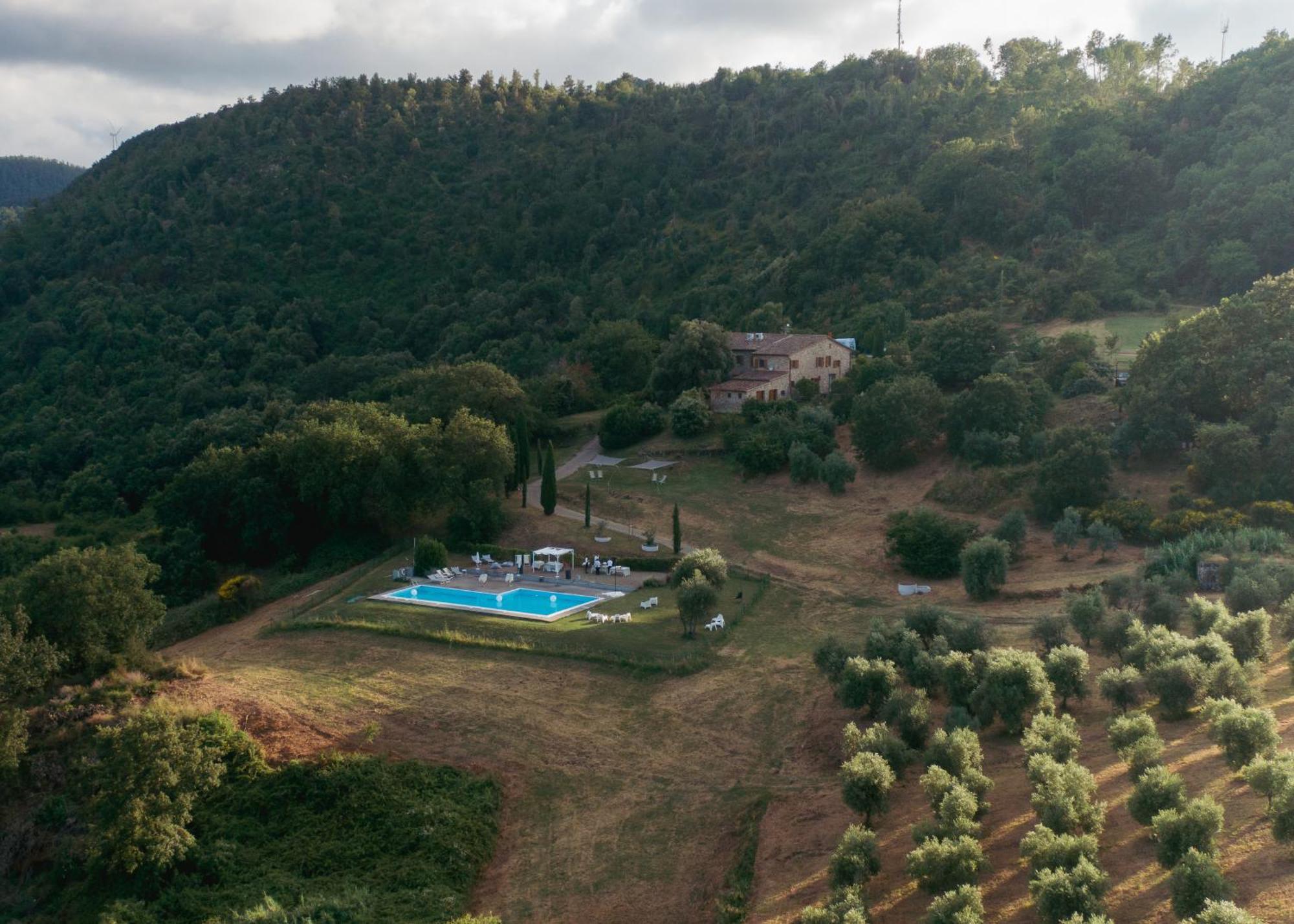Agriturismo Le Valli 카쉬아나테르메 외부 사진