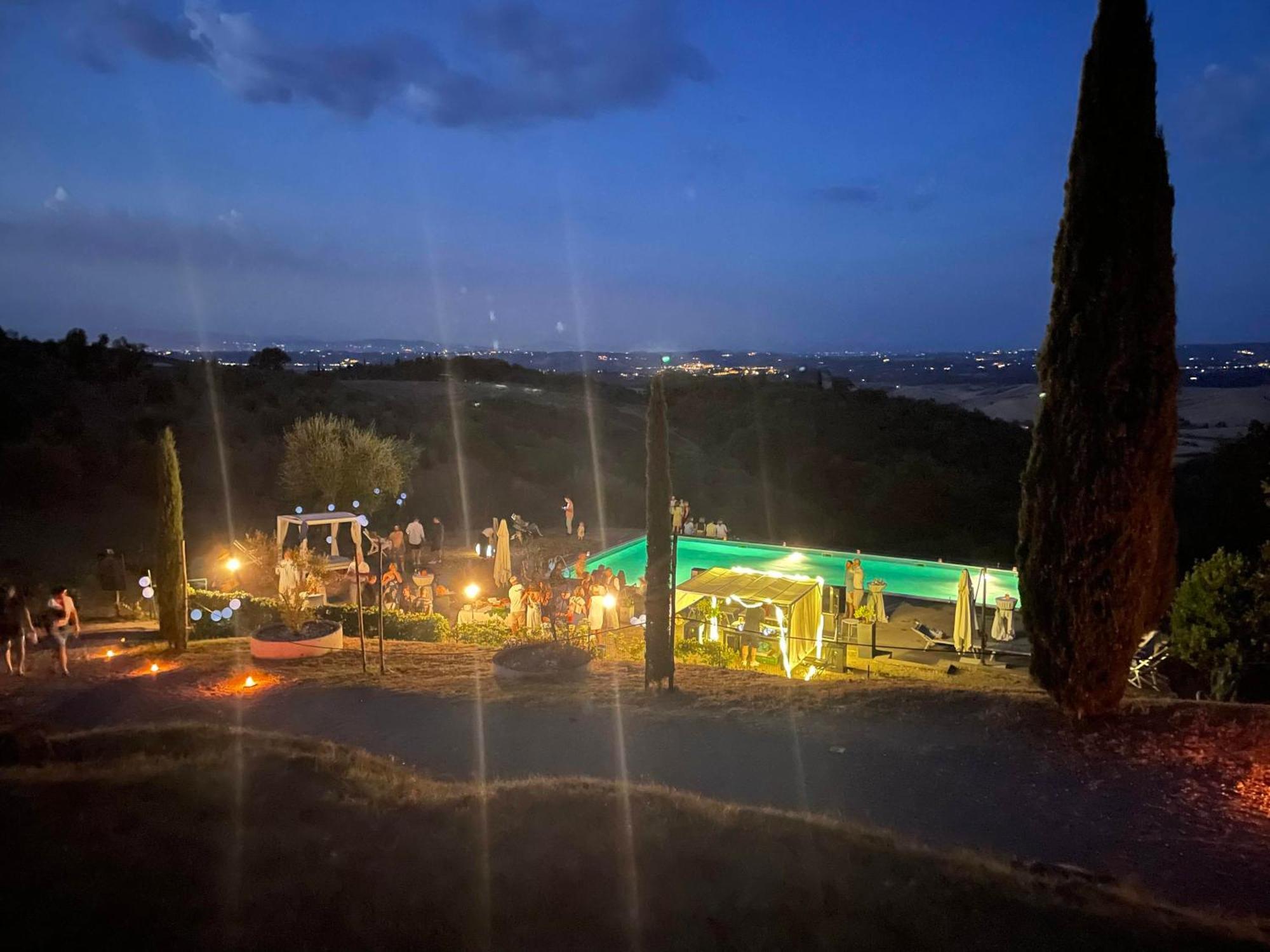 Agriturismo Le Valli 카쉬아나테르메 외부 사진